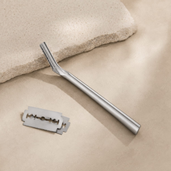 Ritual Eight Precision Razor with two handles and spare cartridges
